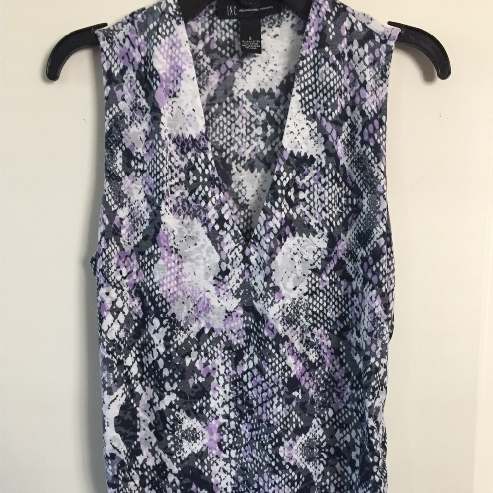 INC ANIMAL PRINT TOP WITH SIDE RUCHING SIZE SMALL